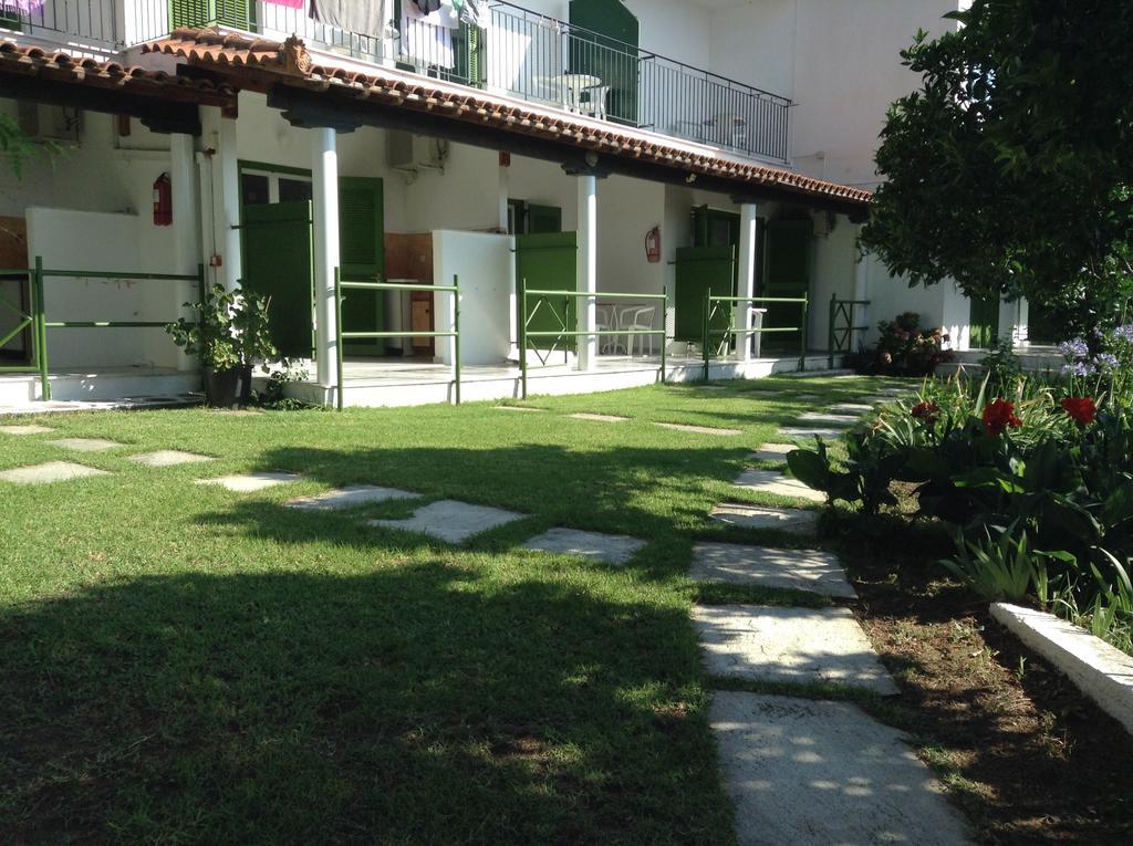 Villa Yiannis (Adults Only) Megali Ammos  Buitenkant foto
